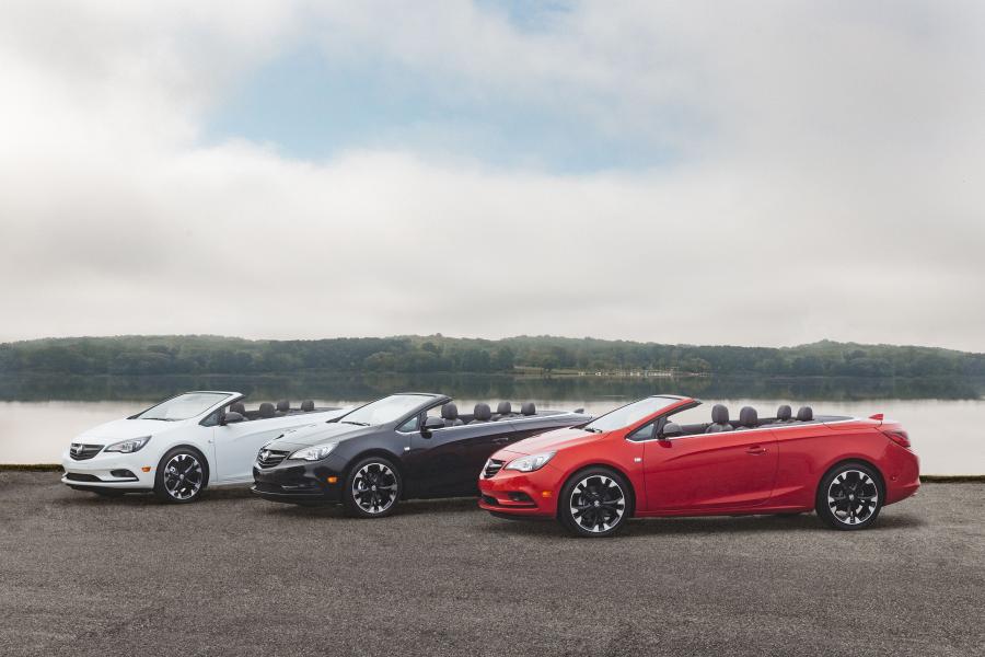  Buick Cascada Dark Effects Package 2016 года  (фото 8 из 11)